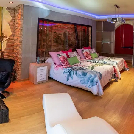 Paraiso Vip Tematico (adults Only) Hotell *