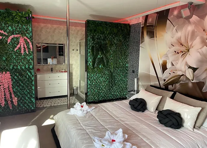 Hotel Paraiso Vip Tematico (adults Only) Revilla De Camargo