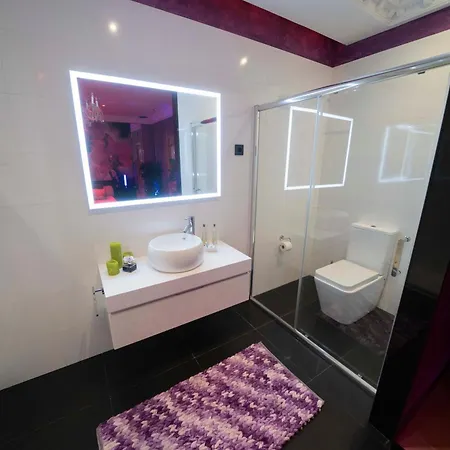 Paraiso Vip Tematico (adults Only)